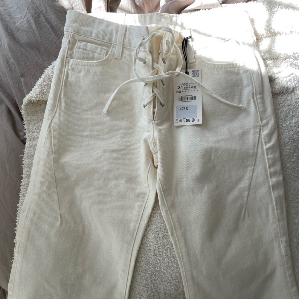 BNWT Zara white neutral flare lace up jeans